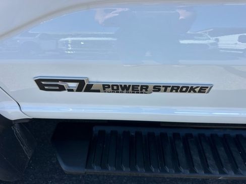 New 2025 Ford F550 4x4 Regular Cab Super Duty image 12