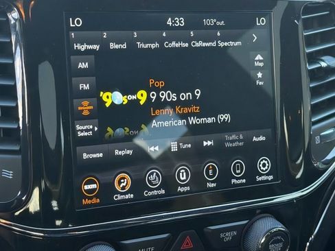 Used 2021 Jeep Grand Cherokee Limited w/ Trailer Tow Group IV AWD/4WD image 26