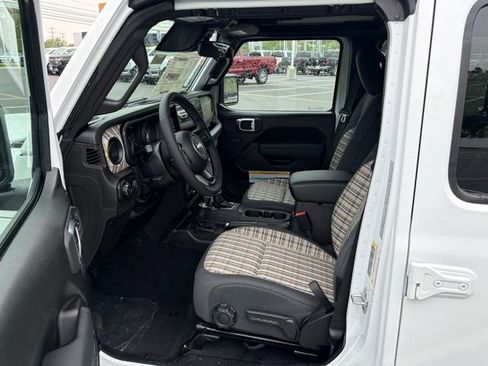 New 2026 Jeep Wrangler Unlimited Sport AWD/4WD image 14