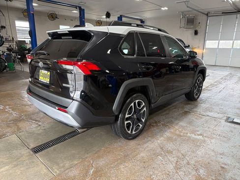 Used 2021 Toyota RAV4 Adventure w/ Convenience Package image 9
