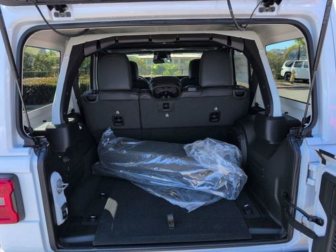 New 2026 Jeep Wrangler Unlimited Sahara image 22