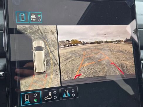 New 2026 GMC Yukon XL Denali w/ Sun & Power Step Package image 32