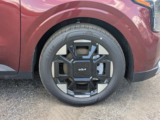 New 2026 Kia Carnival EX FWD image 11