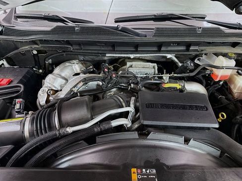 Used 2022 Chevrolet Silverado 2500 LTZ w/ LTZ Plus Package image 34