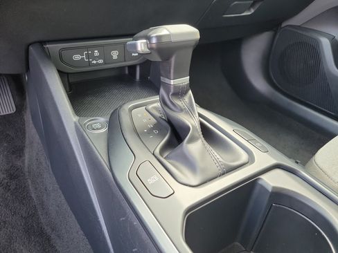 Used 2025 Kia K4 FWD image 15