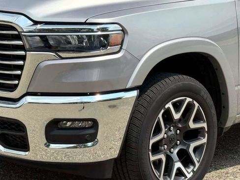 Used 2026 RAM 1500 Laramie AWD/4WD image 10