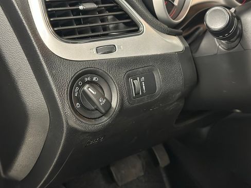 Used 2017 Dodge Journey SXT w/ Premium Group FWD image 17