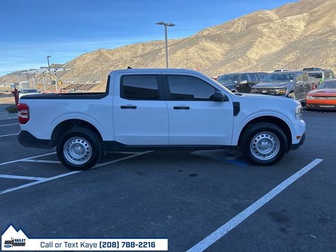 Used 2023 Ford Maverick XL image 4