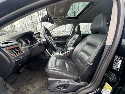 Used 2012 Volvo XC70 3.2 Premier image 25