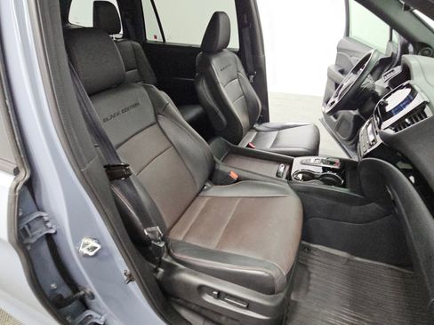 Used 2022 Honda Pilot Black Edition image 44