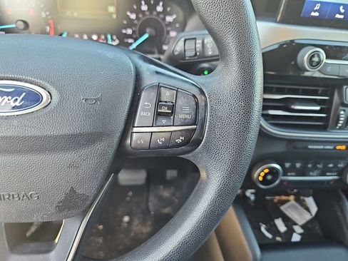 Used 2020 Ford Escape SE image 16