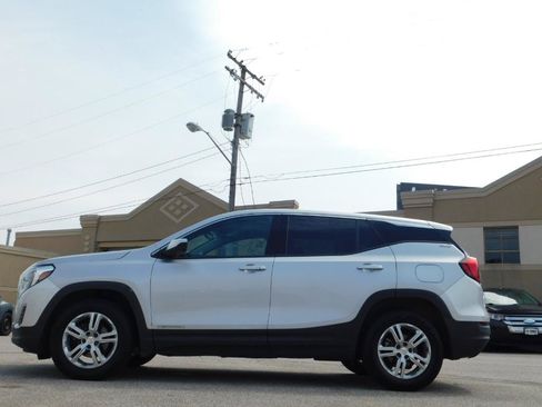 Used 2018 GMC Terrain SLE AWD/4WD image 8
