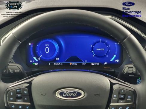 Certified 2022 Ford Escape Titanium w/ Class II Trailer Tow Package AWD/4WD image 29