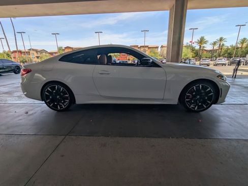 Used 2026 BMW 430i Coupe w/ M Sport Package RWD image 8