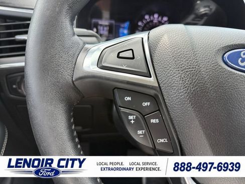 Certified 2022 Ford Edge Titanium AWD/4WD image 20