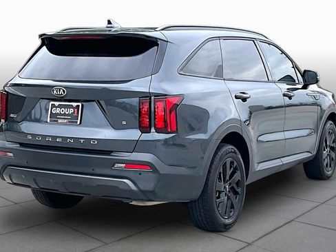 Used 2021 Kia Sorento S w/ Panoramic Sunroof Package image 13