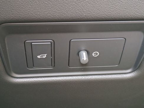 New 2026 Jaguar F-PACE R-Dynamic S image 17