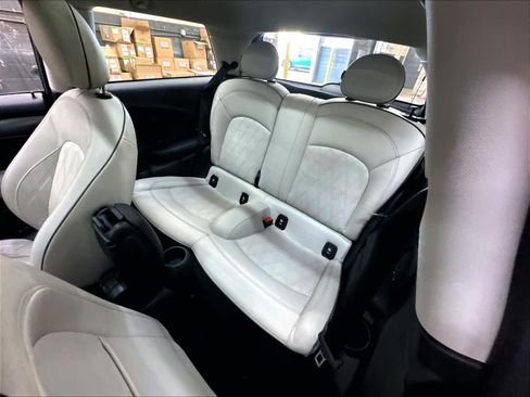 Used 2023 MINI Cooper S w/ Signature Upholstery Package FWD image 28