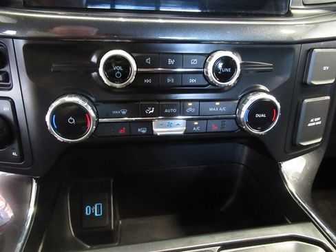 Used 2022 Ford F150 XLT w/ Equipment Group 302A High AWD/4WD image 21