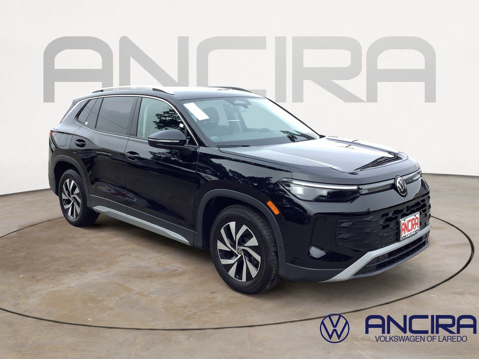 New 2026 Volkswagen Tiguan S FWD image 1