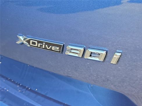 Used 2023 BMW X3 xDrive30i w/ Premium Package AWD/4WD image 3