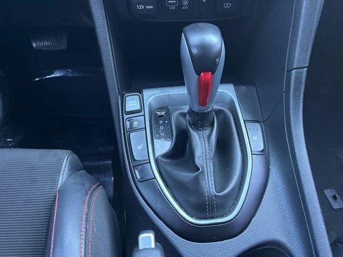 Used 2019 Hyundai Veloster 2.0 Premium image 24