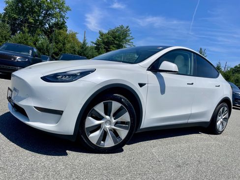 Used 2020 Tesla Model Y Long Range AWD/4WD image 20