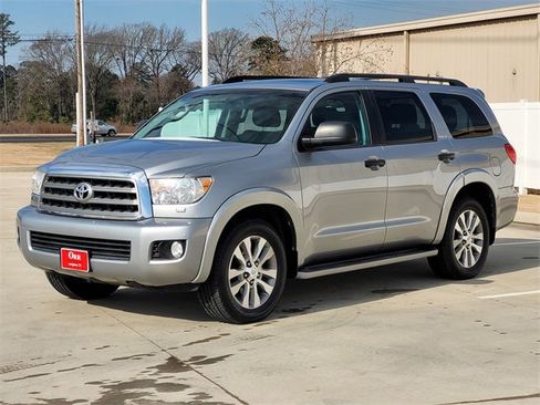 Used 2016 Toyota Sequoia Limited image 3