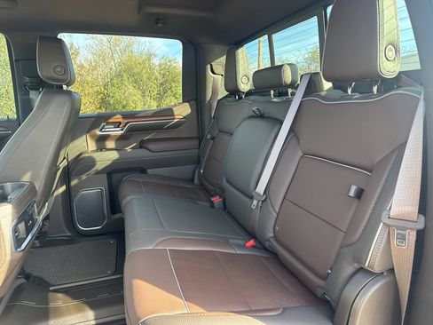 Used 2023 GMC Sierra 1500 Denali image 39