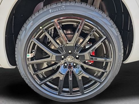 New 2024 Maserati Levante Modena Ultima image 13