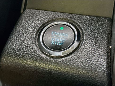Used 2016 Ford F150 Lariat AWD/4WD image 18