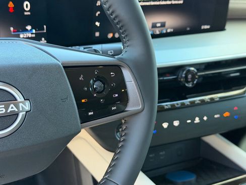 New 2026 Nissan Murano Platinum AWD/4WD image 21