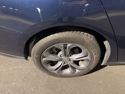 Used 2024 Honda Accord EX image 28