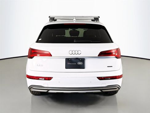 Certified 2023 Audi Q5 2.0T Premium w/ Convenience Package image 6