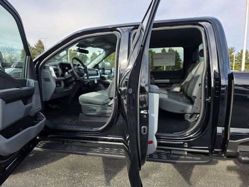New 2026 Ford F350 XLT w/ XLT Premium Package image 10