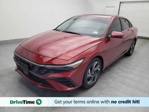 Used 2024 Hyundai Elantra Limited image 1