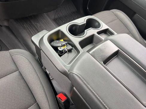 Used 2024 GMC Sierra 1500 Elevation image 19