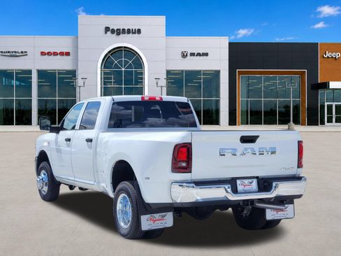 New 2027 RAM 3500 Tradesman AWD/4WD image 4