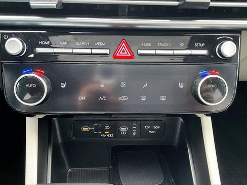 Certified 2025 Hyundai Tucson SEL image 30