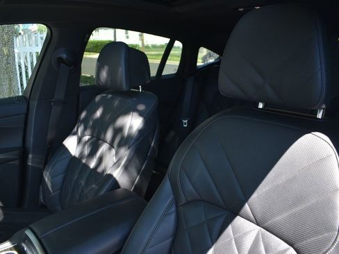 Used 2025 BMW X6 xDrive40i AWD/4WD image 10
