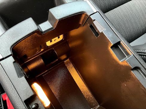 Used 2019 Chevrolet Impala LT image 15