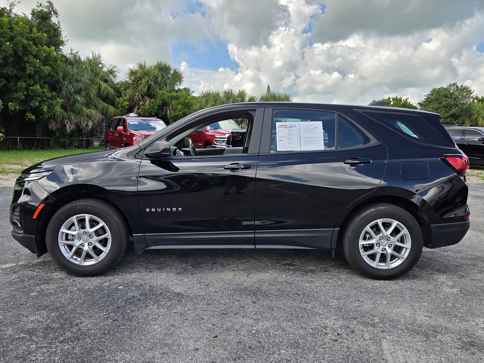 Certified 2024 Chevrolet Equinox LS FWD image 2