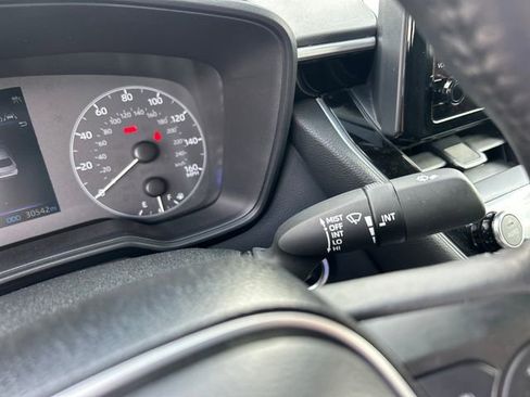 Used 2024 Toyota Corolla SE image 17