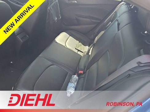 Used 2017 Chevrolet Cruze Premier FWD image 10