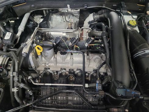 Used 2020 Volkswagen Jetta SE w/ SE Cold Weather Package FWD image 30