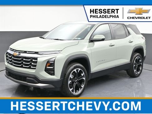 New 2026 Chevrolet Equinox LT w/ Convenience Package II FWD image 1