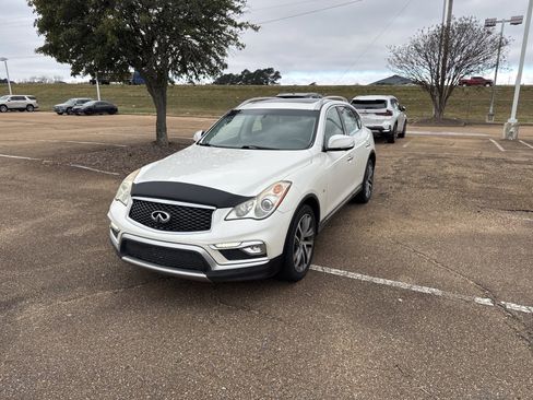 Used 2017 INFINITI QX50 Base w/ Deluxe Touring Package image 1