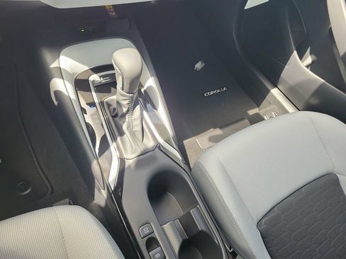 New 2026 Toyota Corolla SE FWD image 18