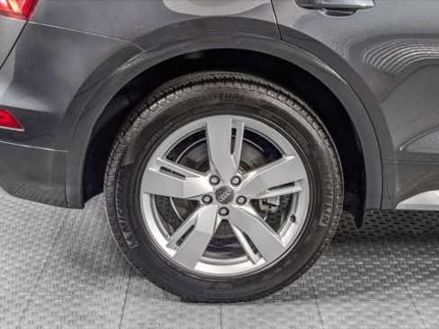 Used 2019 Audi Q5 2.0T Premium w/ Convenience Package image 32