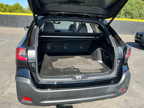 Used 2023 Subaru Outback Premium AWD/4WD image 24
